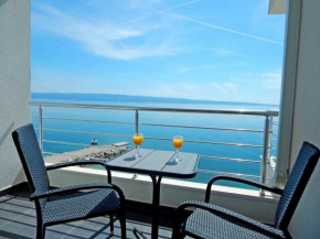  APARTMENTS KING 2  Подстрана